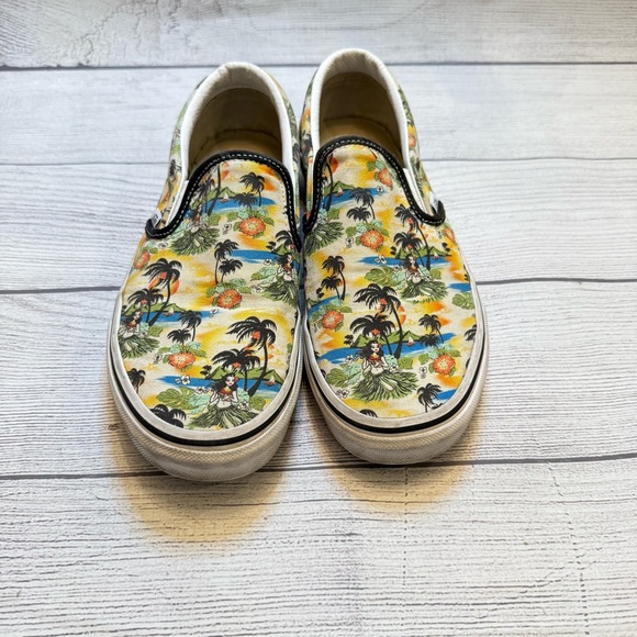 Vans Women’s Palm Tree Print Slip-On Sneakers - Picture 3 of 7